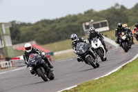 Evening Adv_Mid Group Black Bikes